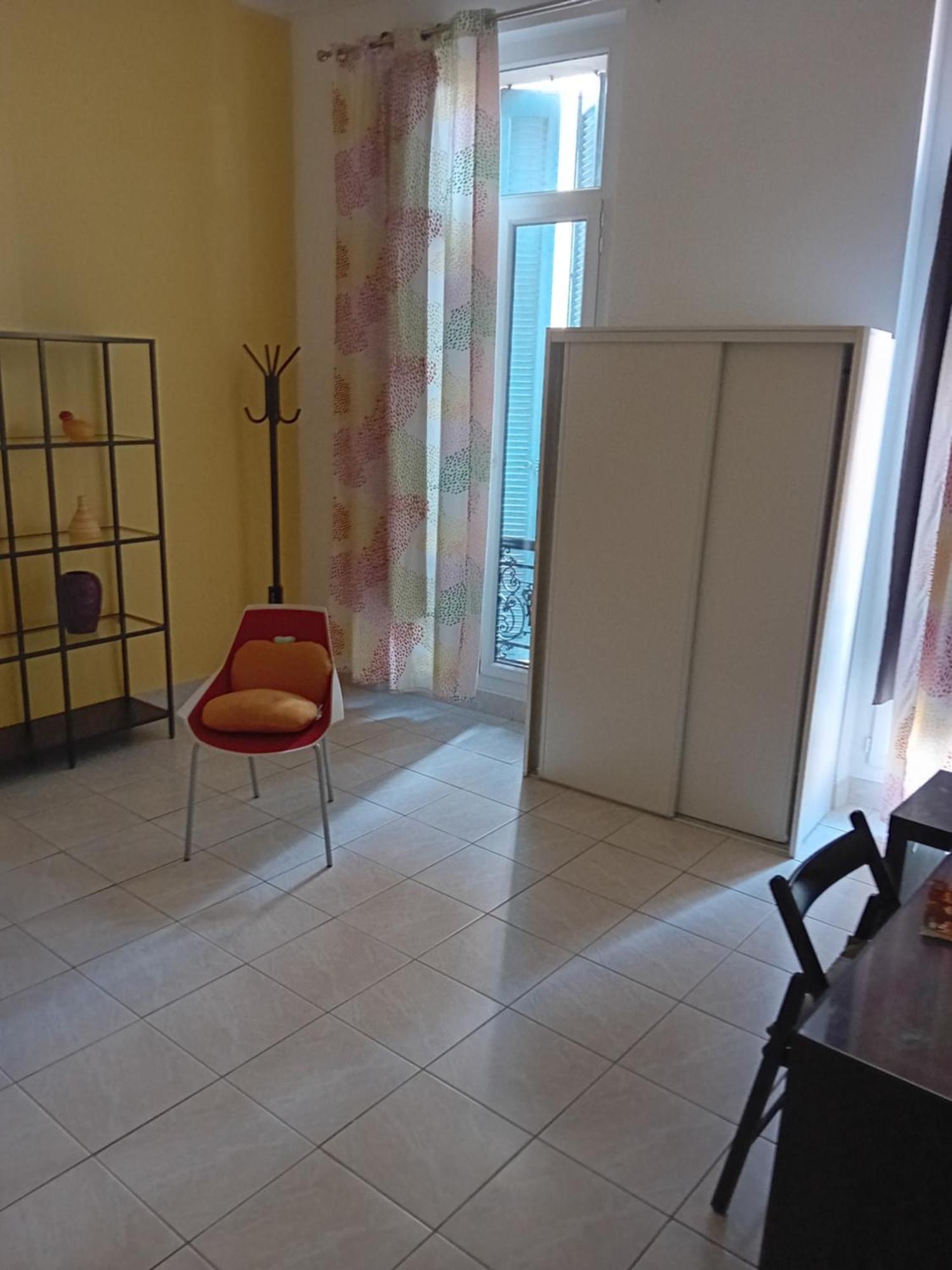 Quartier De Verdure "Cours Julien La Plaine "Chambre Privee Dans Appartement Marseille Luaran gambar